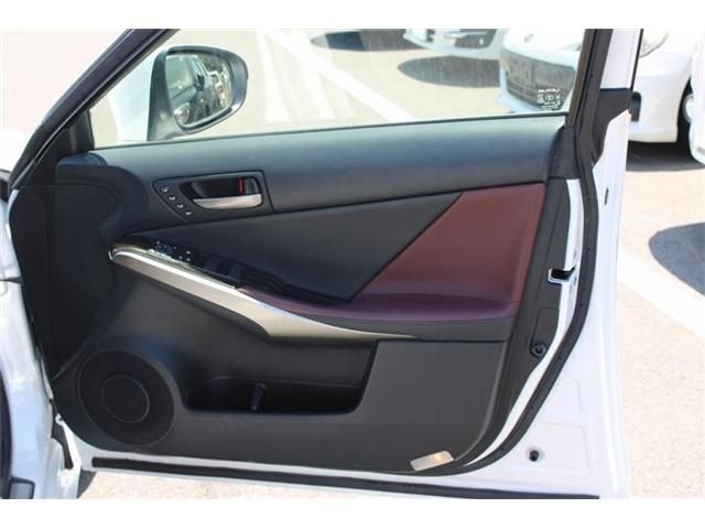LEXUS IS300h