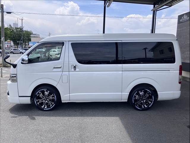 REGIUSACE van 2WD