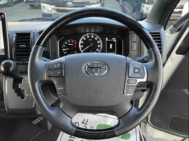 HIACE van 2WD