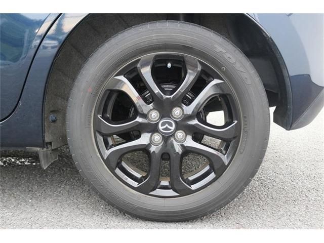 MAZDA2
