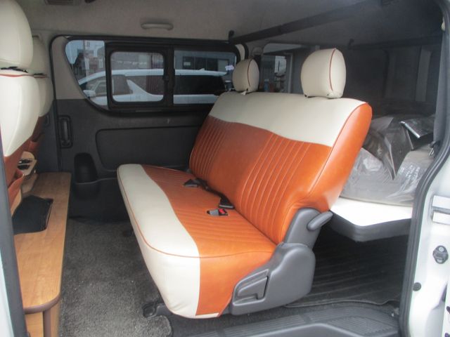 HIACE van 2WD