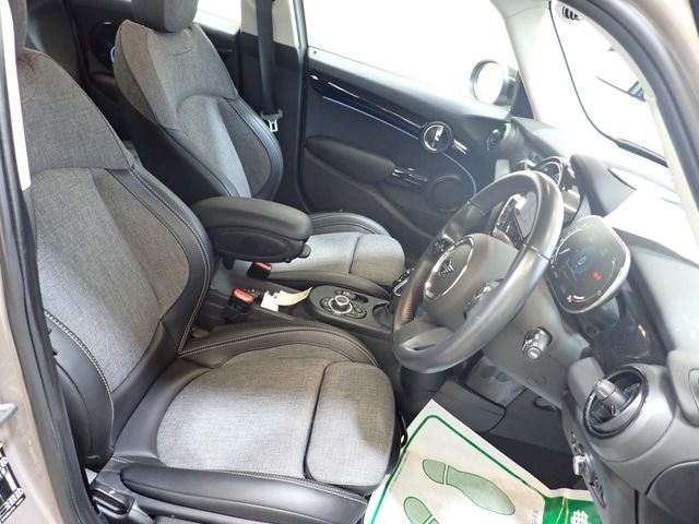 MINI COOPER 5DOOR