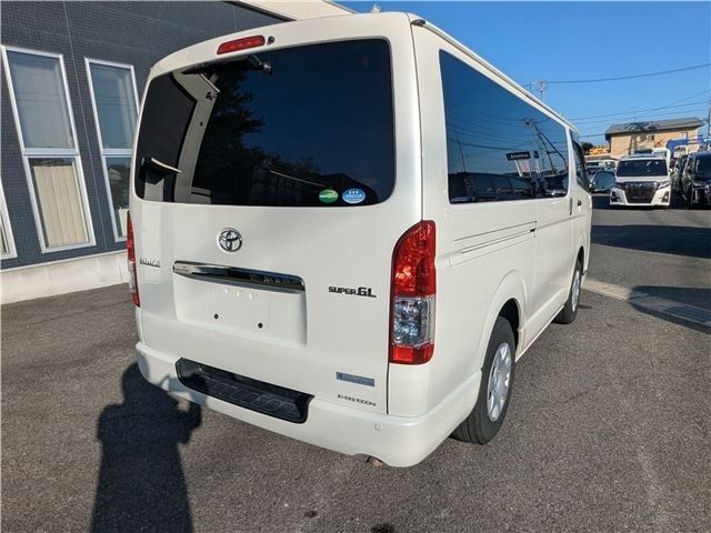 HIACE van 2WD