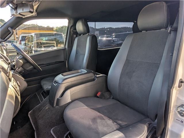 HIACE van 2WD