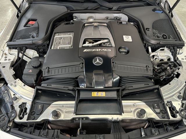 MERCEDES AMG GT 4D coupe