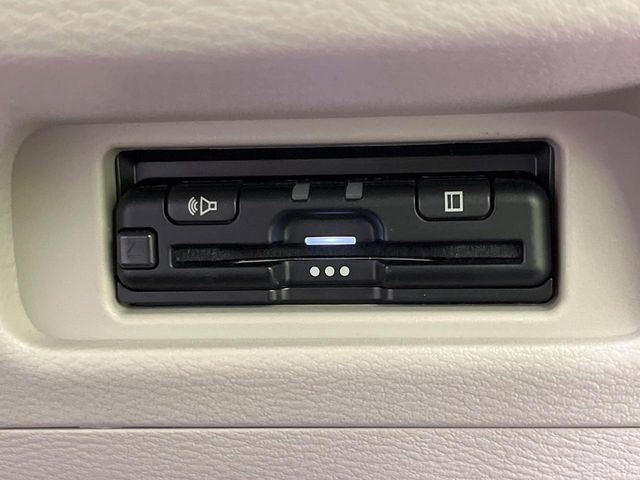 eK SPACE 4WD
