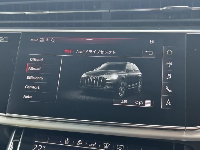 AUDI  Q7