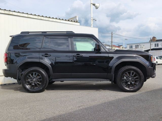 LANDCRUISER 250