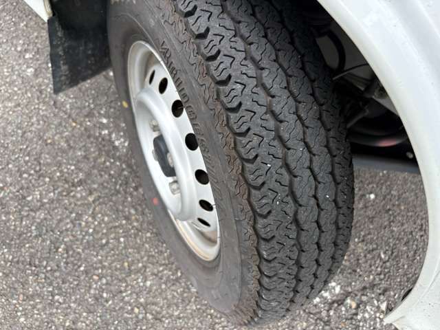 Super CARRY truck 4WD