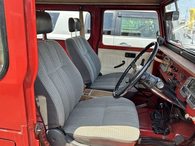 LANDCRUISER van