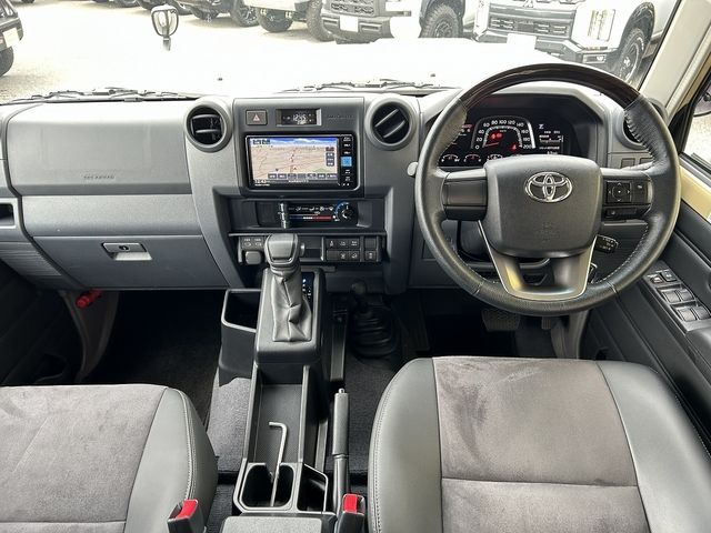 LANDCRUISER 70