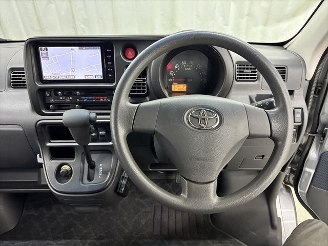 PIXIS van 4WD
