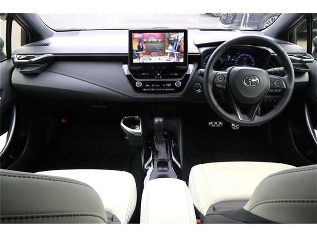 COROLLA TOURING HYBRID 4WD