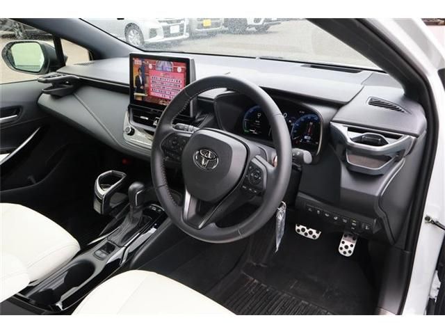 COROLLA TOURING HYBRID 4WD