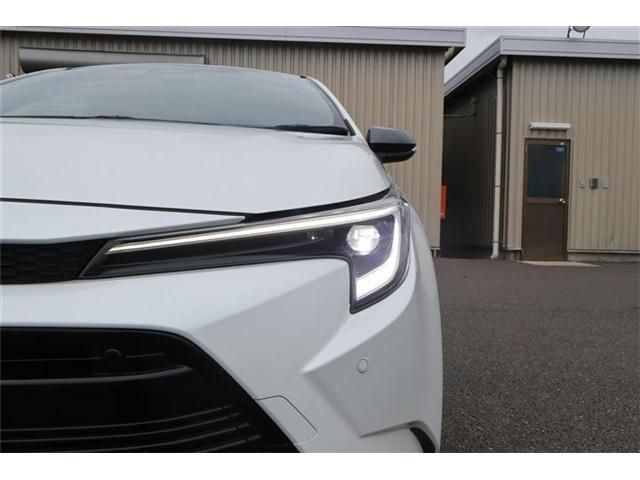 COROLLA TOURING HYBRID 4WD