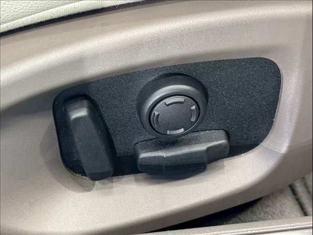 JAGUAR XEseries