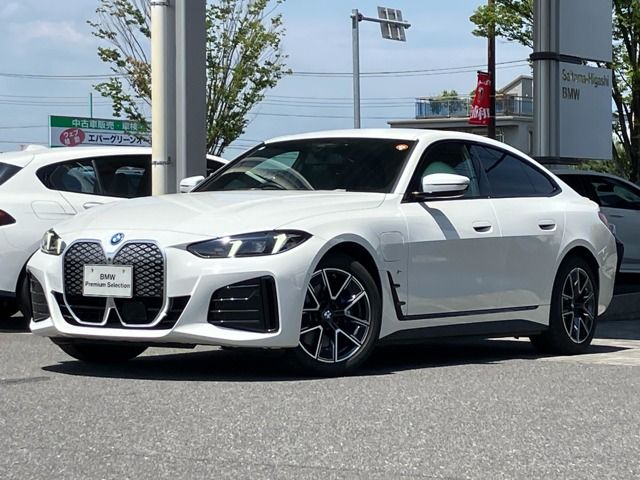 BMW i4