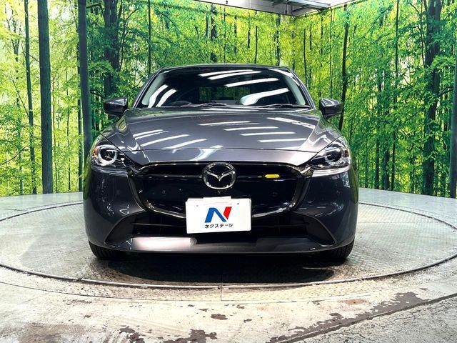 MAZDA2