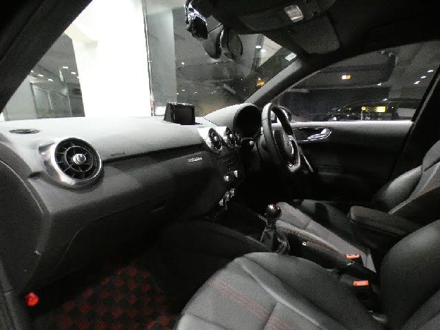 AUDI S1 SPORTBACK