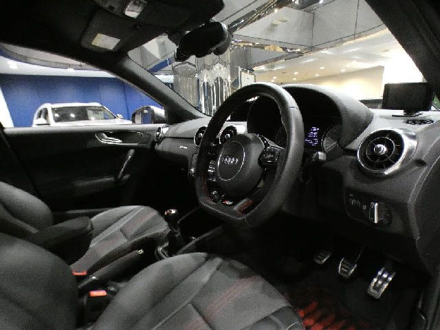 AUDI S1 SPORTBACK
