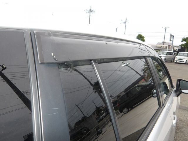 COROLLA FIELDER HYBRID