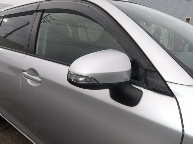 COROLLA FIELDER HYBRID