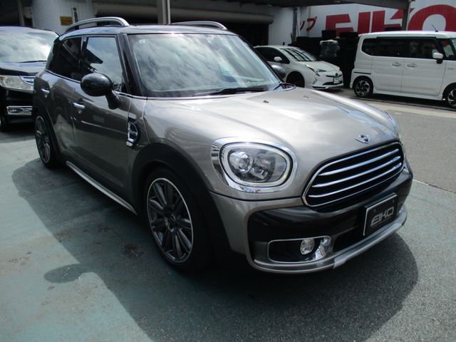 BMW MINI COOPER D CROSSOVER