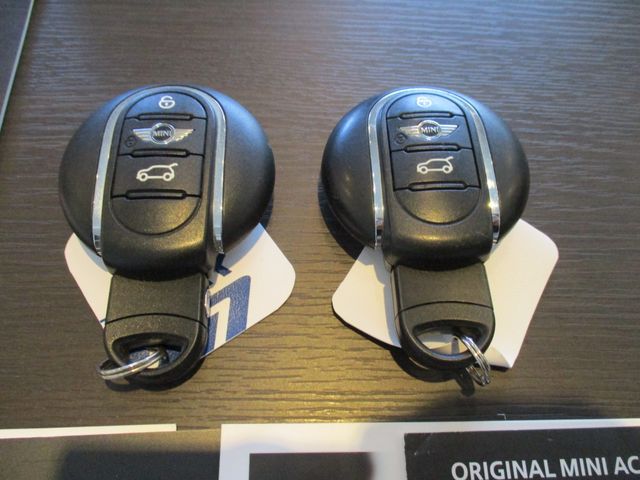 BMW MINI COOPER D CROSSOVER