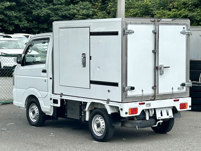 CARRY truck