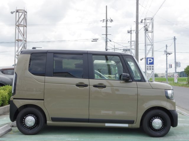 N-BOX JOY