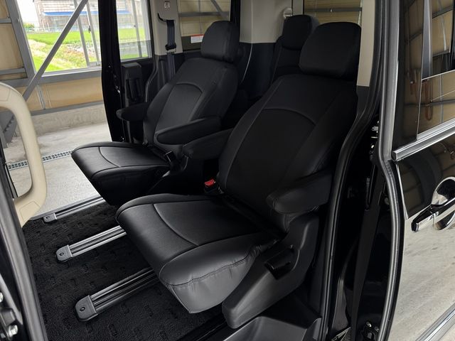 DELICA D:5 4WD