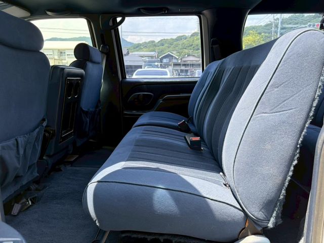 CHEVROLET SUBURBAN
