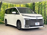 VOXY HYBRID