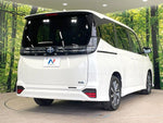 VOXY HYBRID