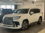 LEXUS LX600