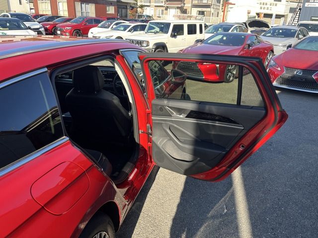 VOLKSWAGEN PASSAT wagon