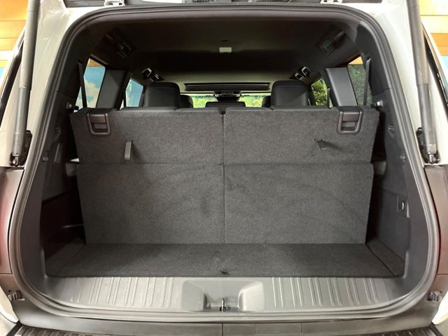 LANDCRUISER 250