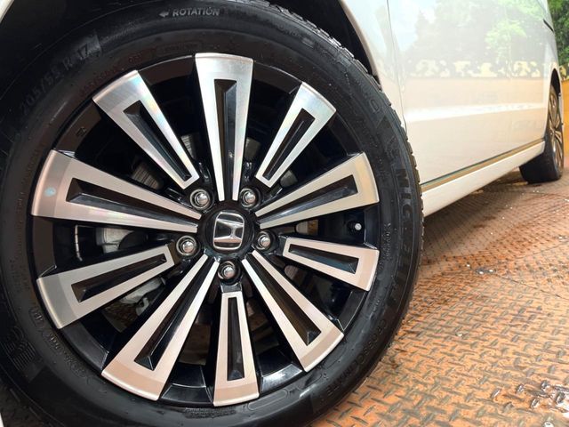 STEPWAGON e:HEV SPADA