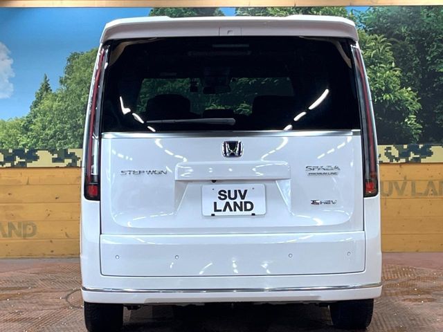 STEPWAGON e:HEV SPADA