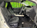PRIUS 4WD