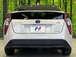 PRIUS 4WD