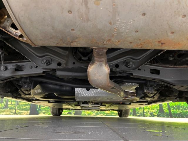 PRIUS 4WD