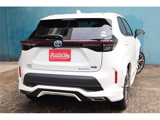 YARIS CROSS HYBRID