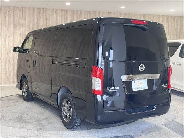 NV350 CARAVAN