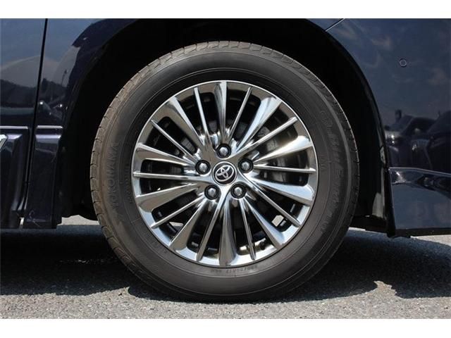 ALPHARD hybrid 4WD
