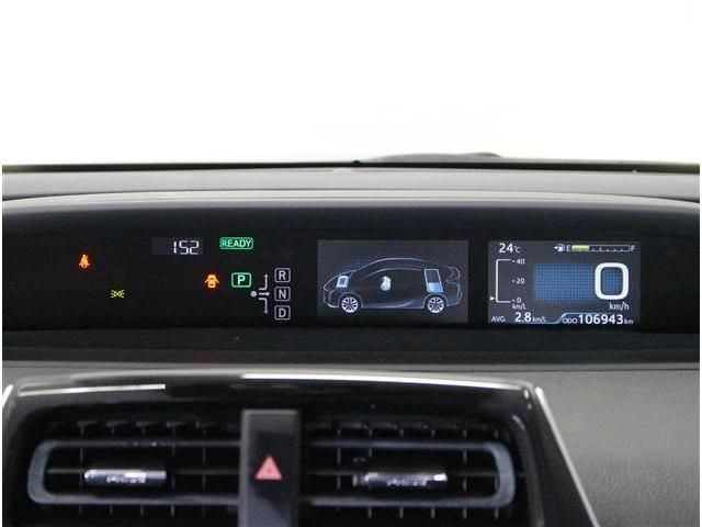 PRIUS 4WD