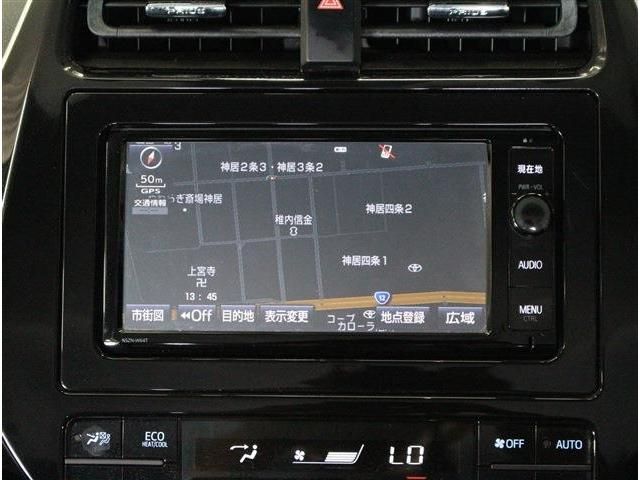 PRIUS 4WD
