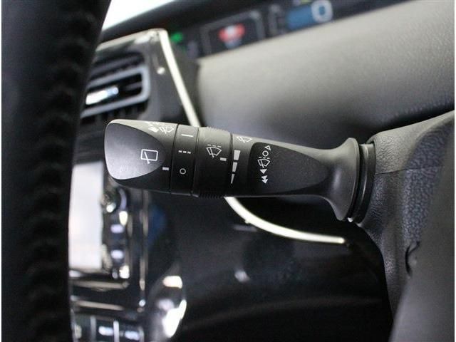 PRIUS 4WD