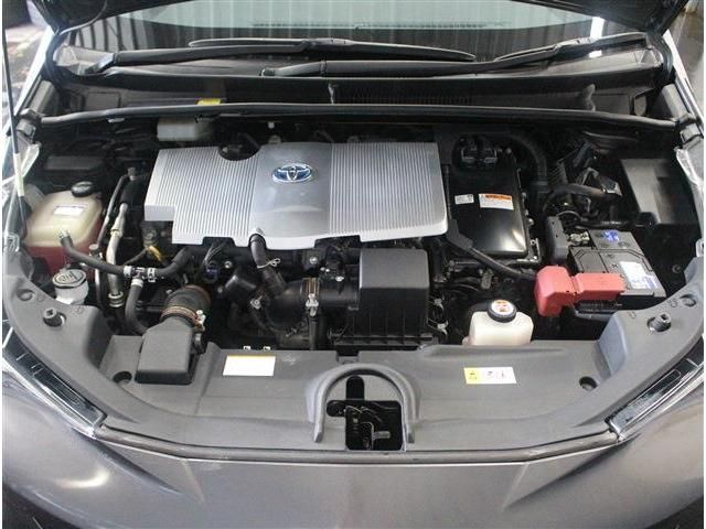 PRIUS 4WD