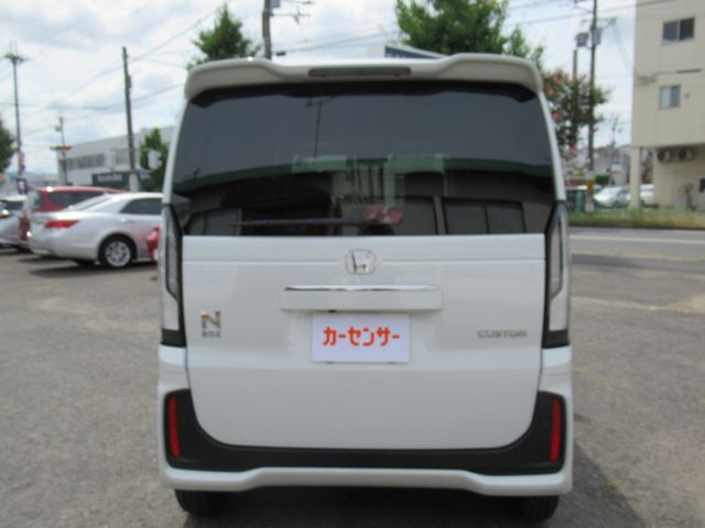 N BOX CUSTOM